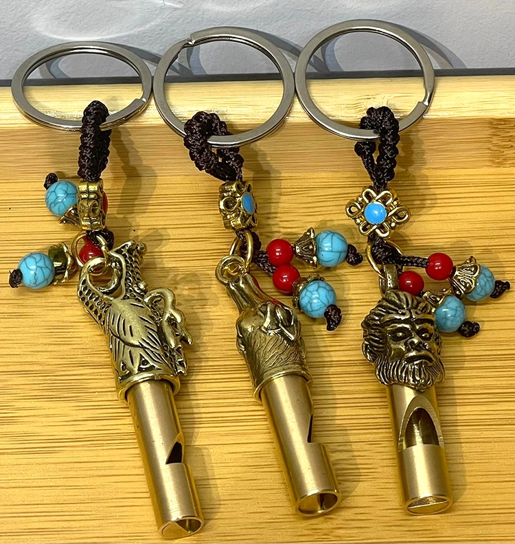 Metal Figürlü Düdük Anahtarlık Alk4461